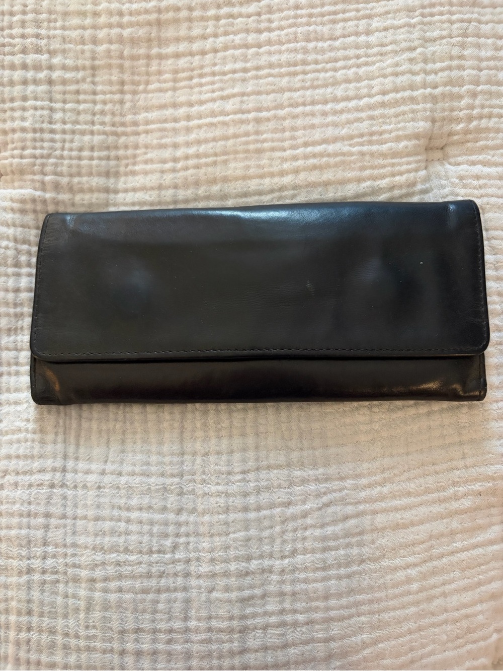 Hobo Trifold Classic Black Leather Wallet